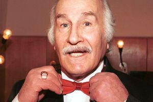 Зельдин начал актерскую карьеру еще в 30-х годах прошлого века