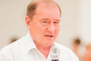 Митинг, заявление на проведение которого писал сам Умеров, был запланирован на четверг, 19 февраля