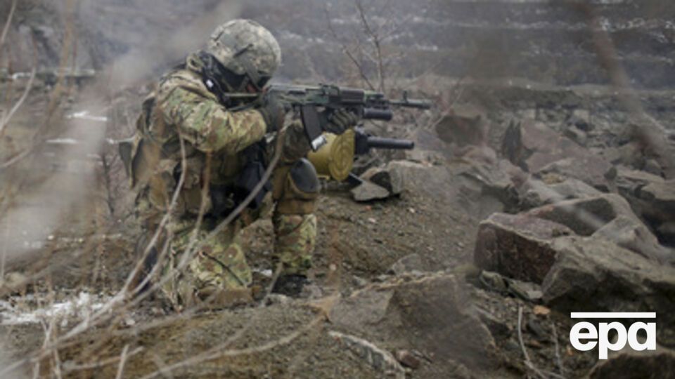 Под Мариуполем продолжается противостояние между украинской армией и боевиками