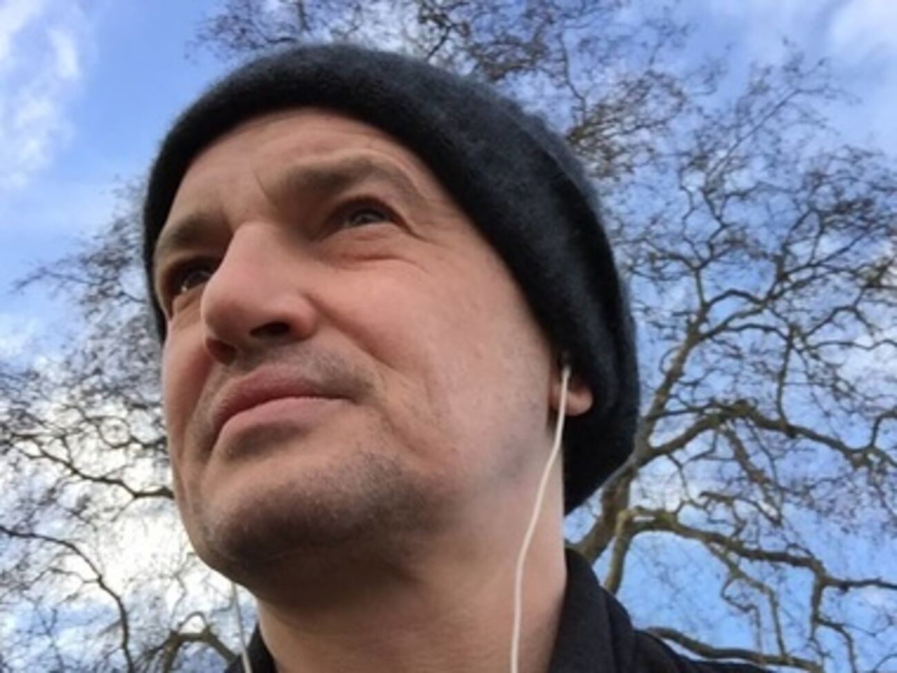 Судя по персональной &nbsp;странице Шуппе в&nbsp;Facebook, он проживает в Великобритании