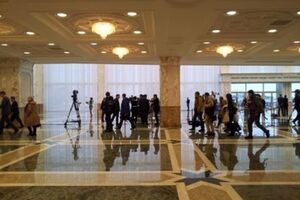 Журналисты уже в Минске, лидеры четырех стран еще не прилетели