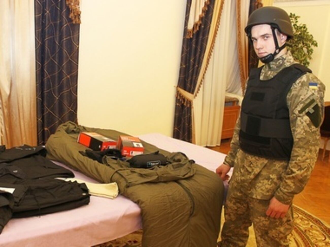 Великобритания предоставила гуманитарную помощь украинской армии