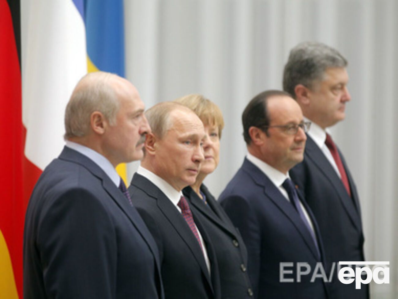 Лидеры стран "нормандской четверки" продолжают переговоры в узком формате