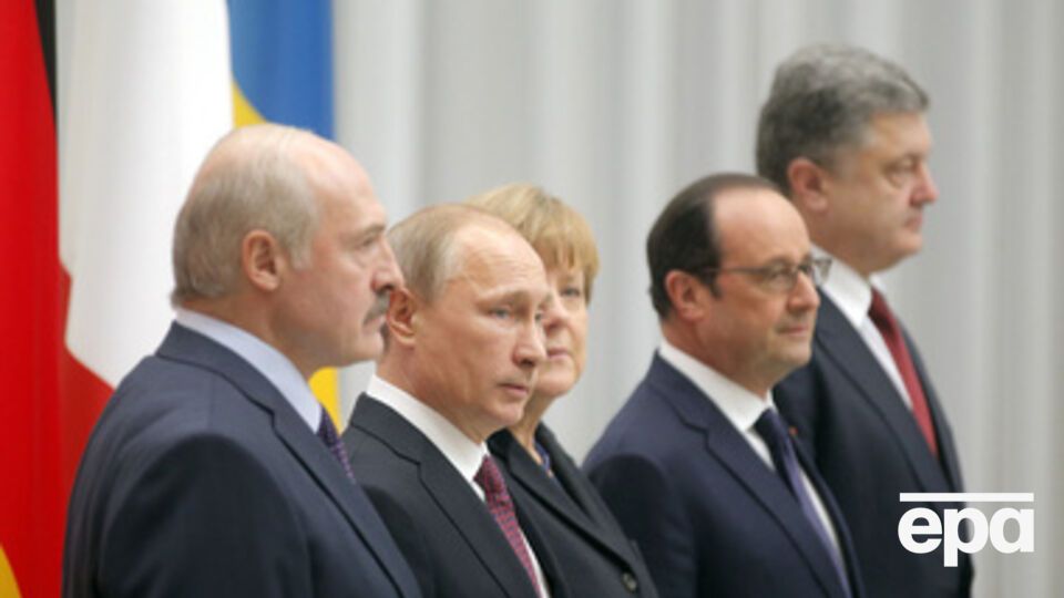 Лидеры стран "нормандской четверки" продолжают переговоры в узком формате