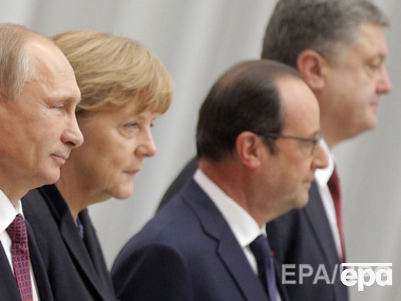 Путин настаивает, что российских войск в Украине нет