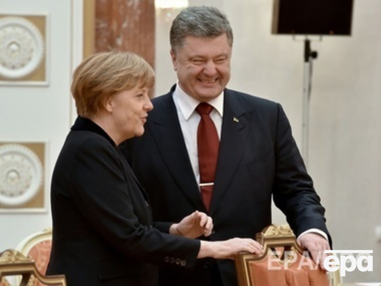 Президент Украины Петр Порошенко с канцлером Германии Ангелой Меркель