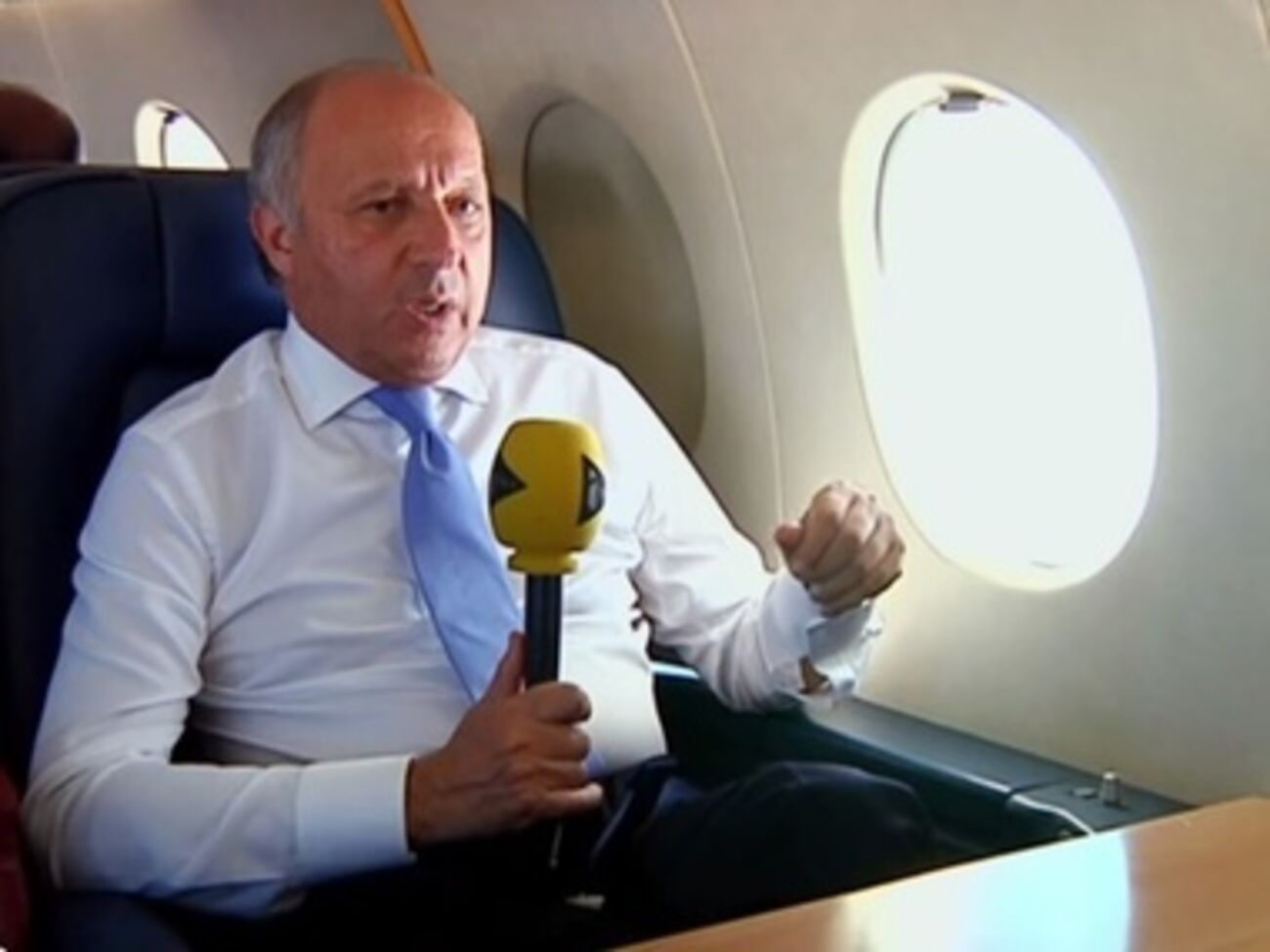 Лоран Фабиус сообщил, что позиция Франции по "Мистрлям" не изменилась после переговоров в Минске