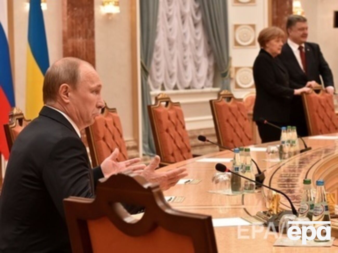 Путин: Исходим из того, что окруженные в Дебальцево 6–8 тысяч силовиков сложат оружие