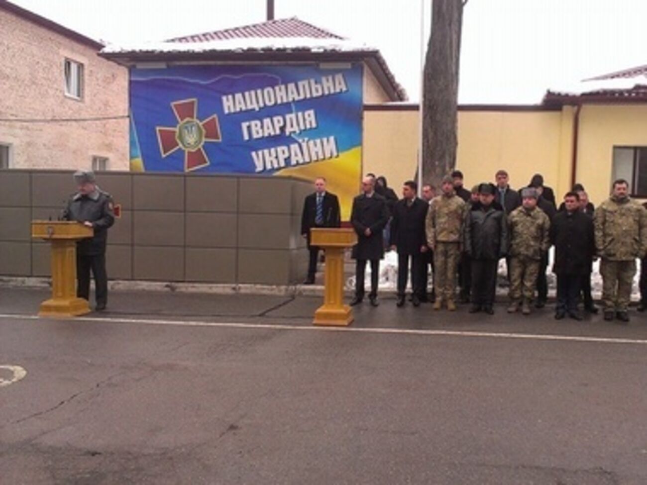 Петр Порошенко посетил учебный центр Национальной гвардии Украины