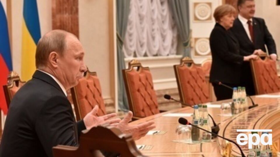 Putin: We believe that the surrounded in Debaltseve 6-8 thousand security forces lay down their arms