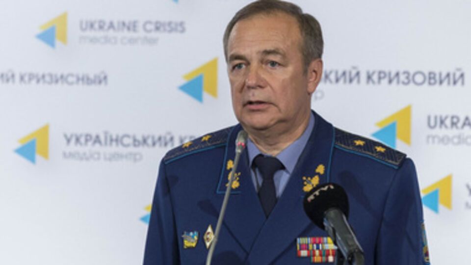 Достичь мира можно, готовясь к войне, считает Романенко