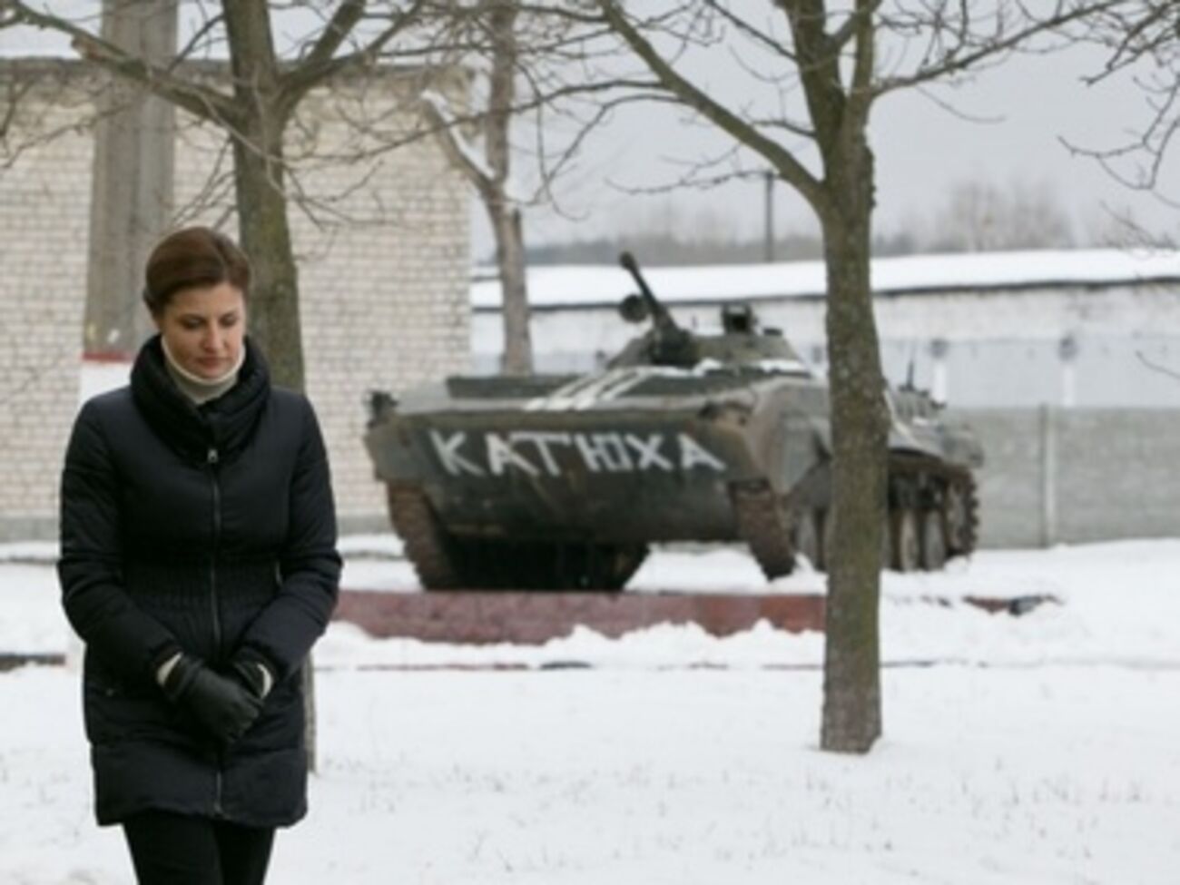 Марина Порошенко передала военным теплую одежду и печи для обогрева палаток