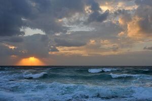 Самого взрыва жители Ялты не видели