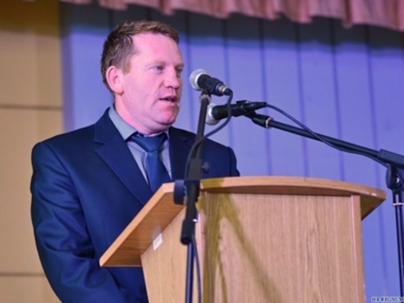 Цыпкалов:&nbsp;Прекратить боевые действия по всей линии фронта с 00.00 по киевскому времени и с 01.00 &ndash; по луганскому времени