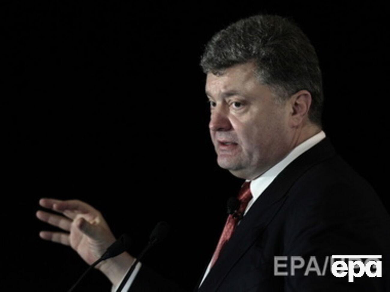 Порошенко заверил, что Украина не будет терпеть нарушения режима прекращения огня
