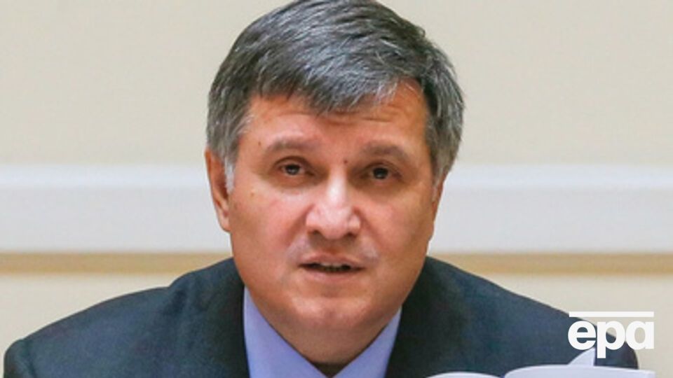 Аваков уверен, что Захарченко в Харькове ждет только Топаз