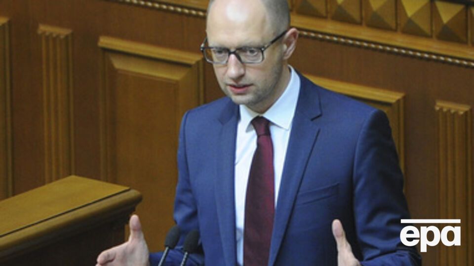 Яценюк заявил, что Украина должна быть готова к срыву перемирия