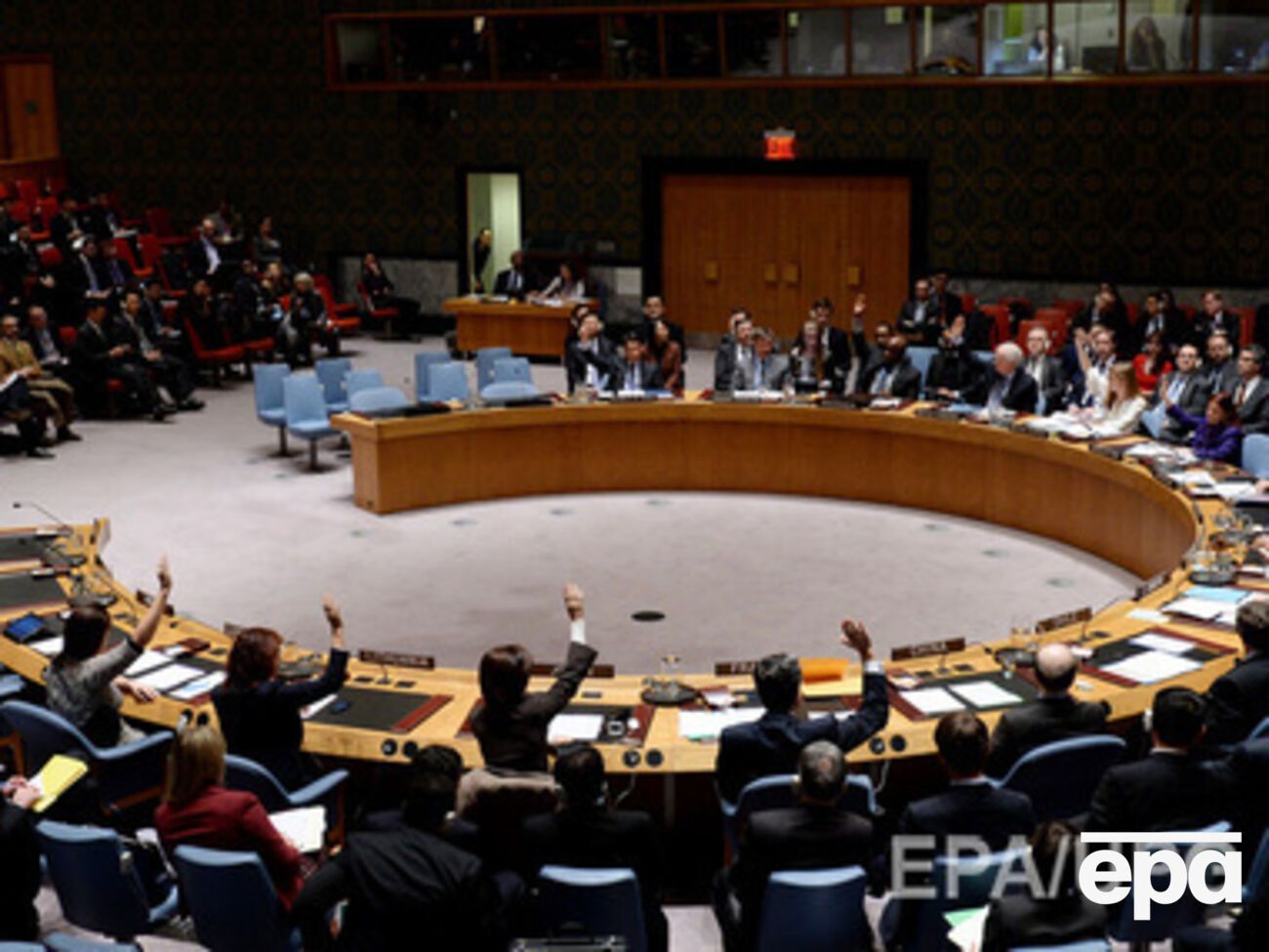 В резолюции ООН говорится о готовности сделать "дальнейшие шаги", если в стране не прислушаются к Совету Безопасности