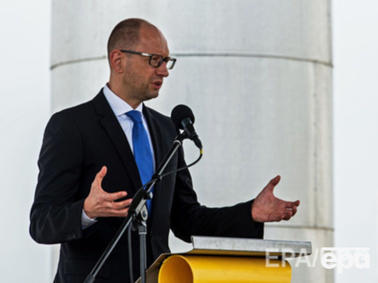 Яценюк подчеркнул необходимость реформирования энергетической сферы