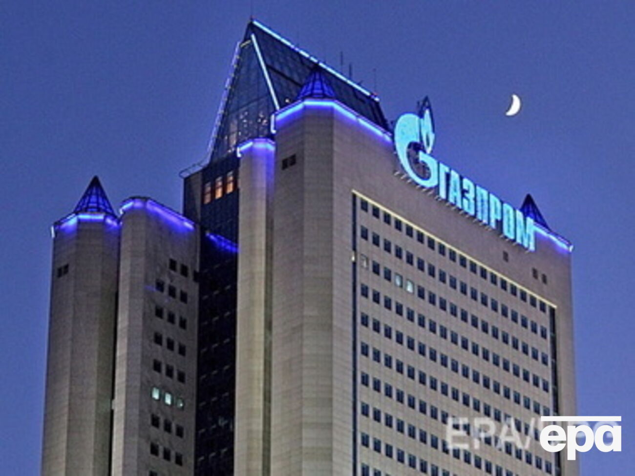 В результате в 2014 году транзит через Украину снизился на 28% &ndash;&nbsp;до 62 млрд кубометров, а в 2015 году Fitch ожидает его снижения до 50 млрд кубометров