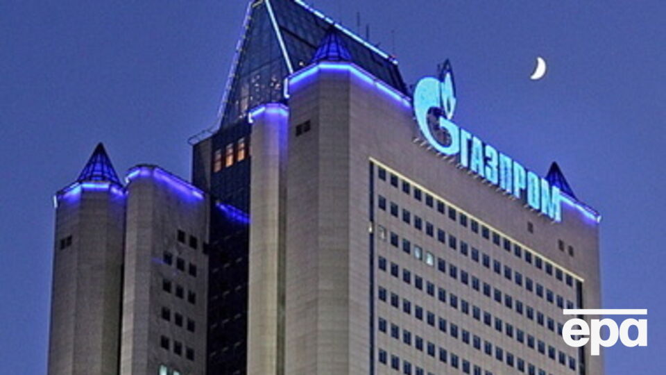 В результате в 2014 году транзит через Украину снизился на 28% – до 62 млрд кубометров, а в 2015 году Fitch ожидает его снижения до 50 млрд кубометров