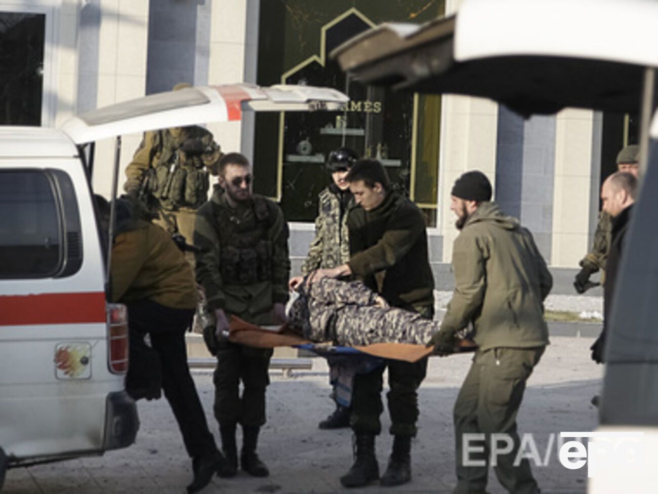 Боевики активно вербуют украинцев, чтобы восполнить потери