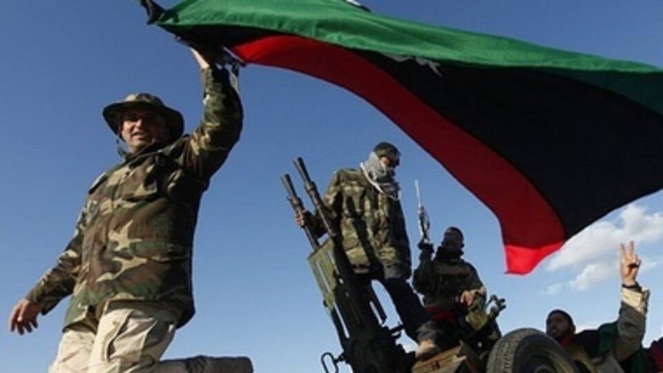 Военные Ливии борются с боевиками-исламистами