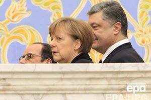 Франсуа Олланд, Ангела Меркель и Петр Порошенко поговорили по телефону