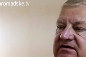 По словам Розманина, огонь не прекращается, поскольку боевики имеют слишком много техники, взятой у РФ