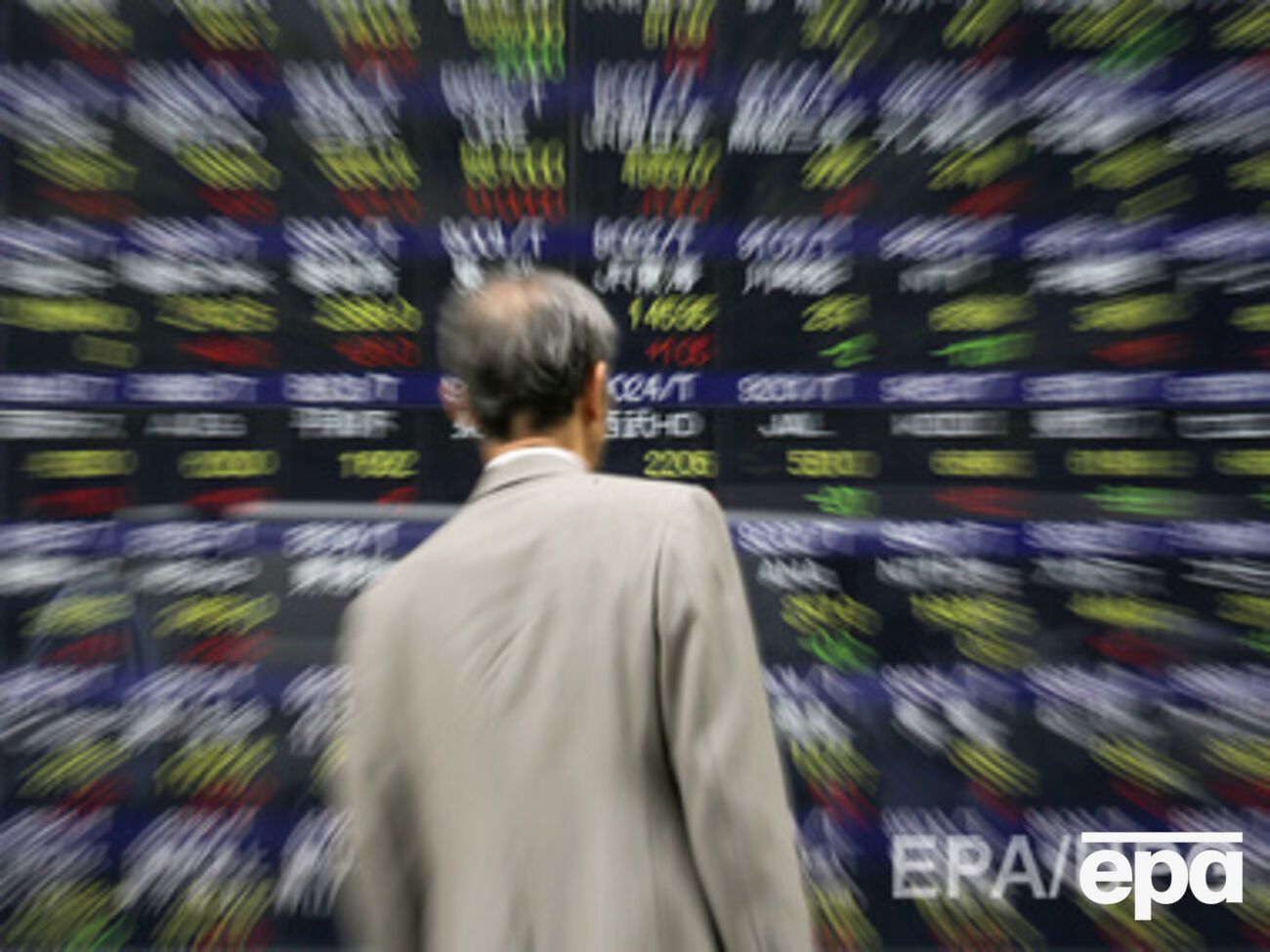 Нефть Brent немного подешевела