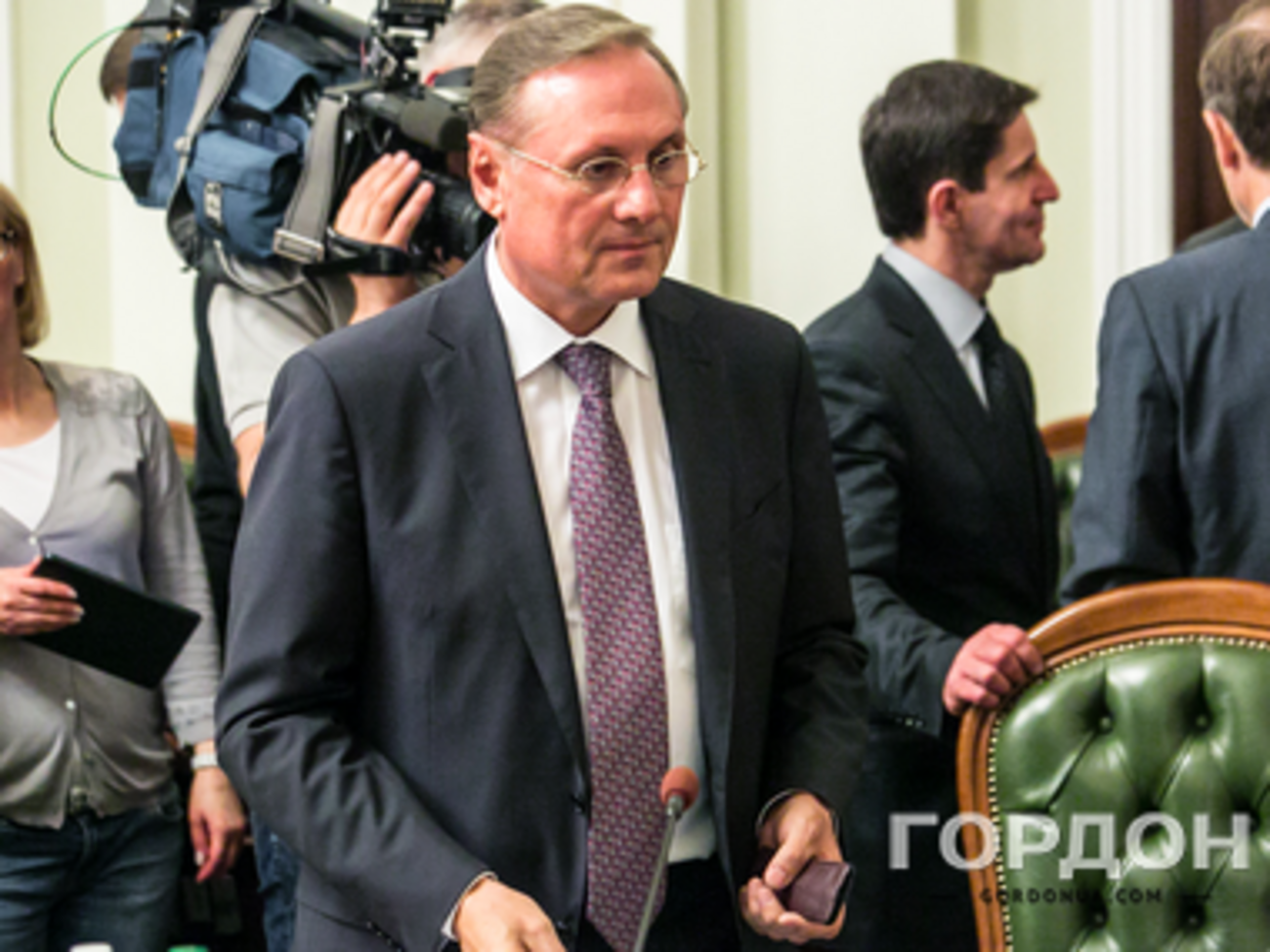 За Ефремова внесли залог, но пока не отпустили