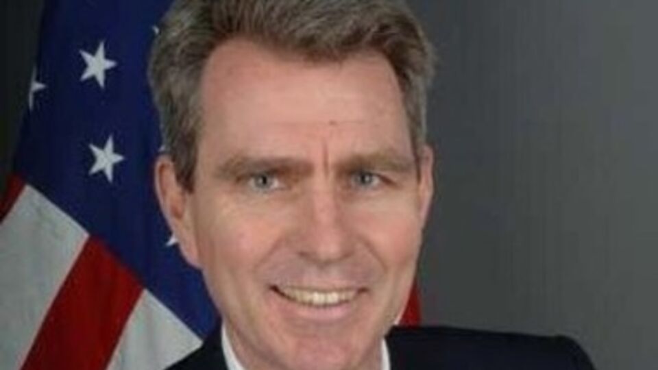 Пайетт: Режим прекращения огня вокруг Дебальцево нарушили сепаратисты и российские войска