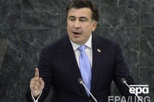 Саакашвили считает необходимым повысить зарплату госчиновникам