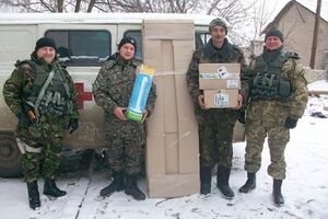 Волонтеры доставили медикаменты в медпункт