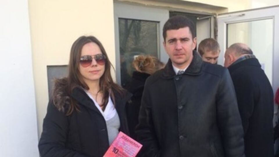 Рябчин: Охрана запретила передавать книги и детские рисунки, которые привезли Савченко из Украины