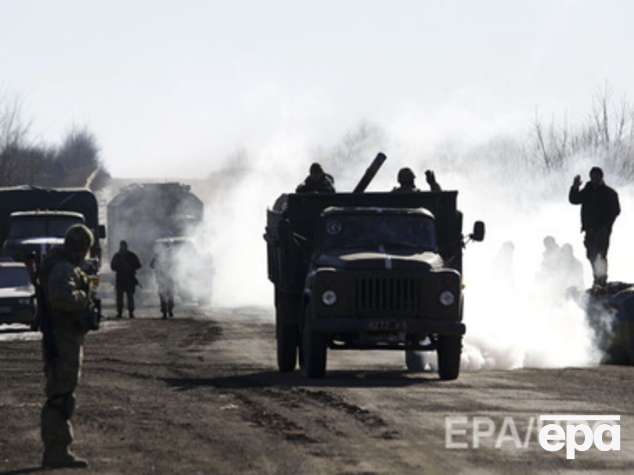 Украинские военные продолжают покидать Дебальцево