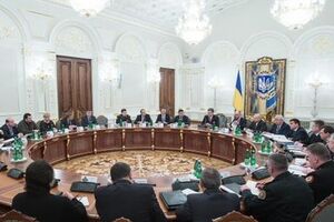 Турчинов сообщил, что СНБО принял обращение к ООН о введении миротворческого контингента