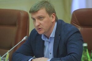 Петренко: Суд "подыгрывает" одной из сторон, а именно – представителям Компартии