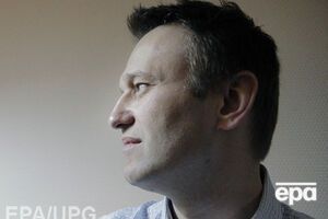 Днем полицейские задержали Навального и доставили его в Пресненский суд Москвы