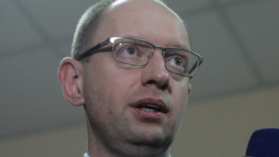 Яценюк рассказал, что террористы прячут взрывчатку в игрушках