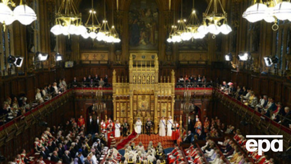 В докладе говорится, что нынешняя ситуация угрожает "созданием новых разделительных линий на континенте"