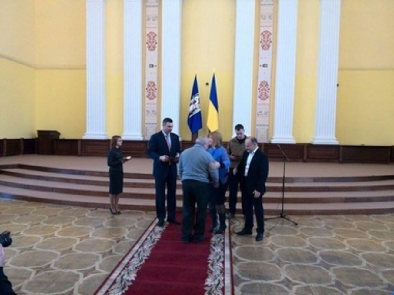 Кличко наградил медиков