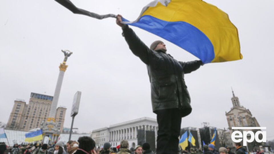 Феффер: Украина находится в плену своей географии, она зажата между подозрительным Востоком и предприимчивым Западом, и это во многом способствует ее несчастьям