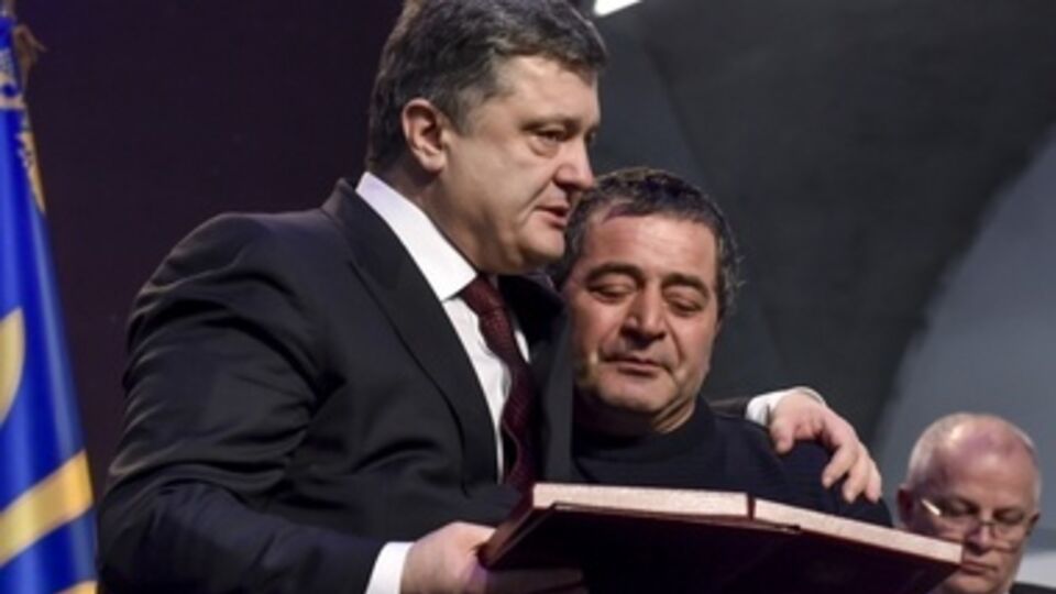 Порошенко встретился с семьями героев Небесной сотни. Фоторепортаж