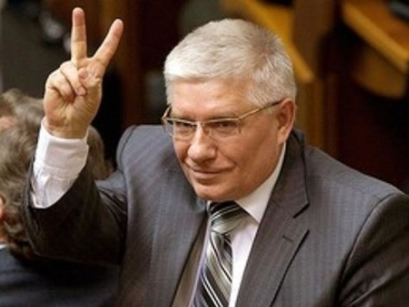 Генпрокуратура просит арестовать Чечетова