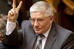 Генпрокуратура просит арестовать Чечетова