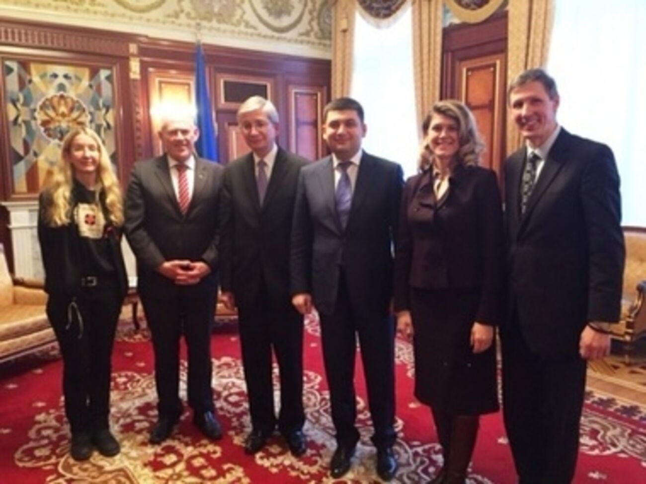 Всемирный конгресс призывает Организацию Объединенных Наций и Европейский союз как можно быстрее направить в Украину миротворческие миссии