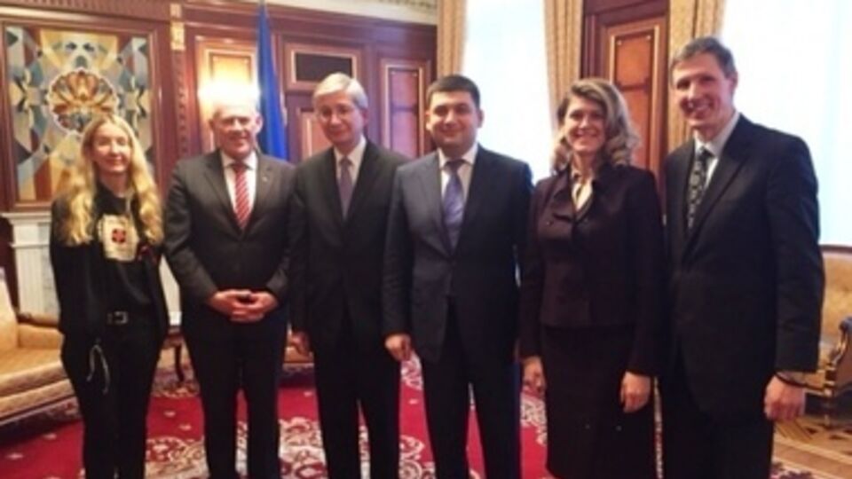 Всемирный конгресс призывает Организацию Объединенных Наций и Европейский союз как можно быстрее направить в Украину миротворческие миссии