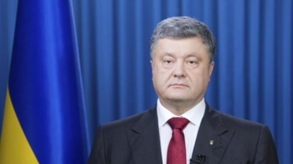 Порошенко сообщил об освобождении украинских бойцов