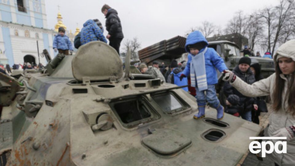 Аваков: Путин, гори в огне, так же как горит на полях Украины твоя техника